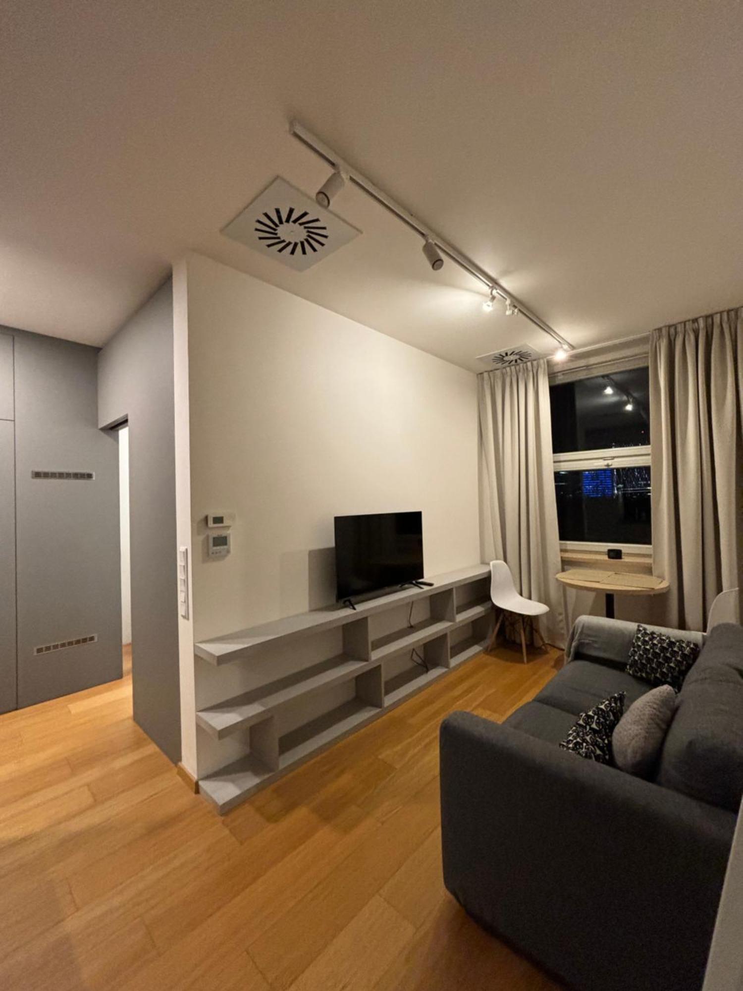 Main City Center - Luxury - Free Parking - City View Bratislava Eksteriør bilde